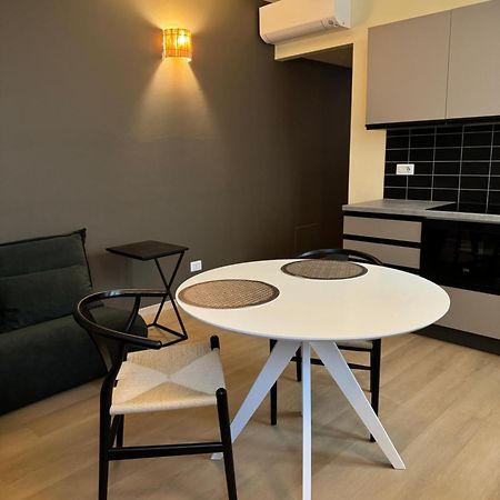 Apartment Menaggino เมนาจโจ ภายนอก รูปภาพ